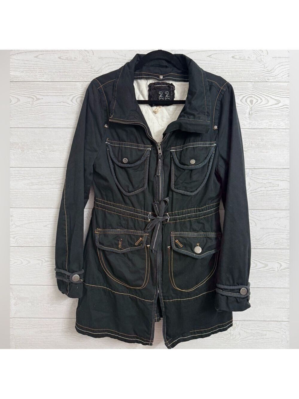 22 Women’s Navy Blue Rain Utility Jacket. Size M